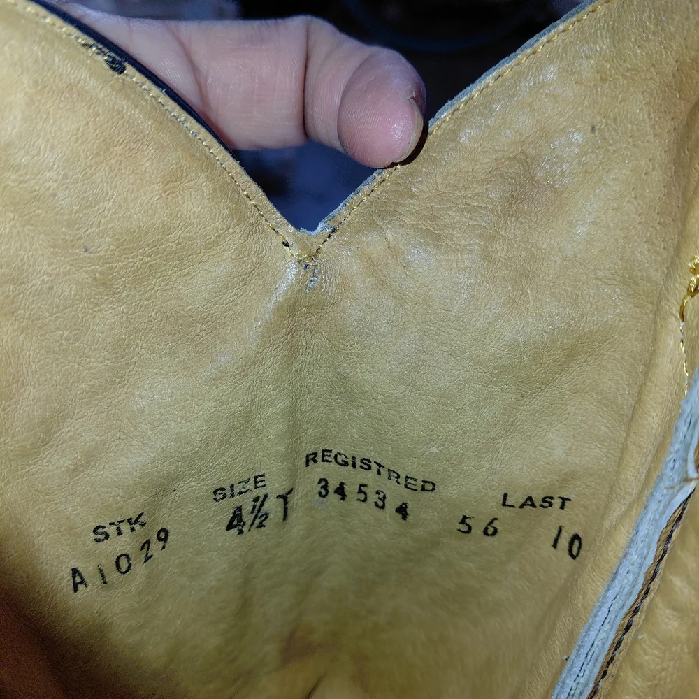 Corral Goldie Winged Distress Boots